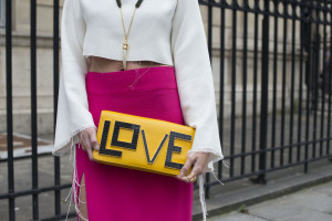 couture-street-style-accessories-love-clutch-w724