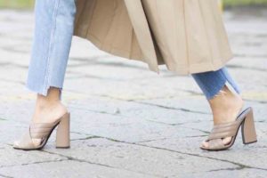 Gucci-Crisscross-Sandals-Trend